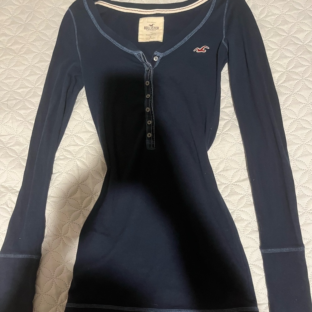 Vintage 2000s Y2K Hollister Henley babydoll Bella swan navy blue